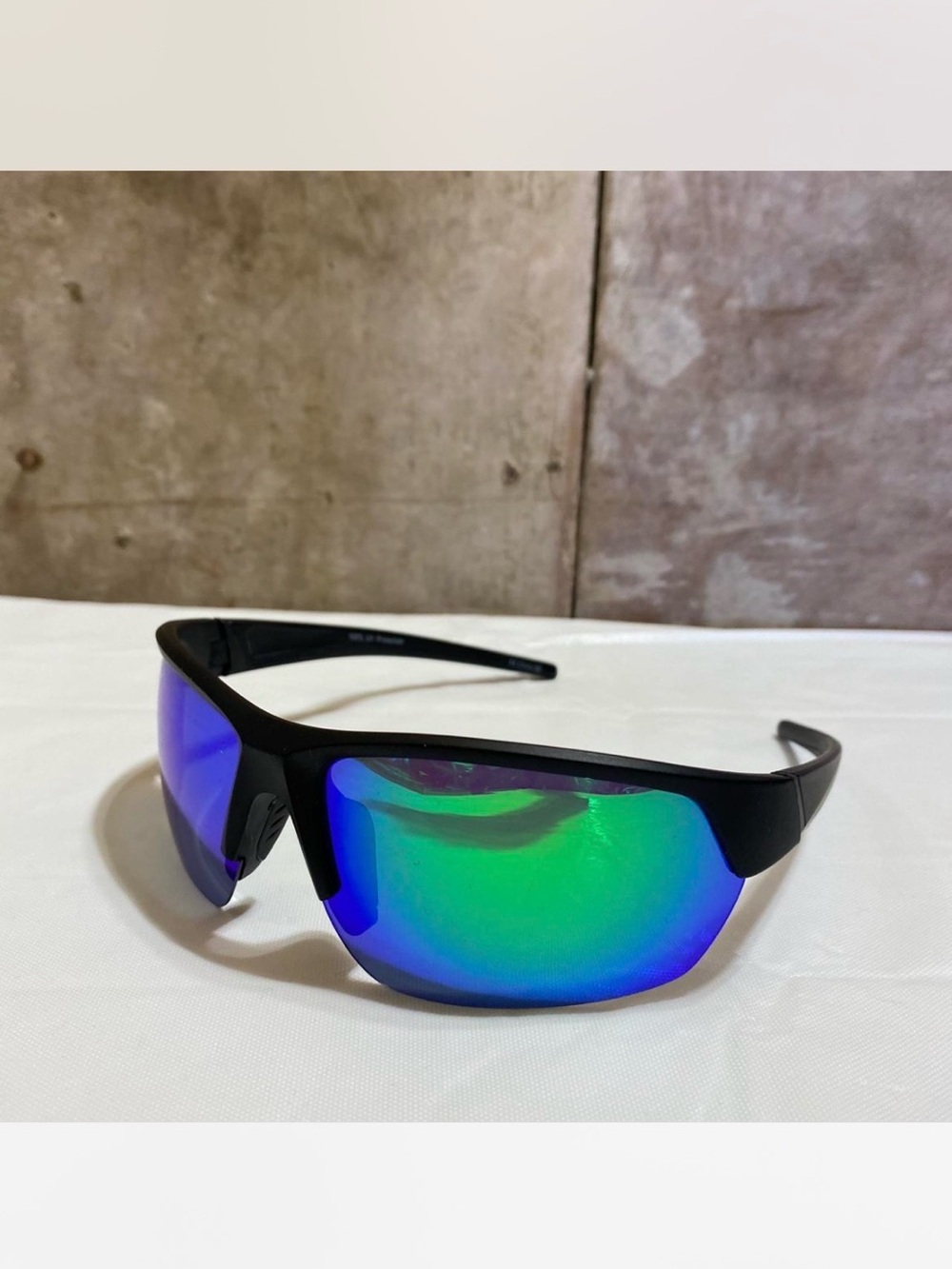 Men's Black Sport Sunglasses with Green-Blue Mirrored Lens